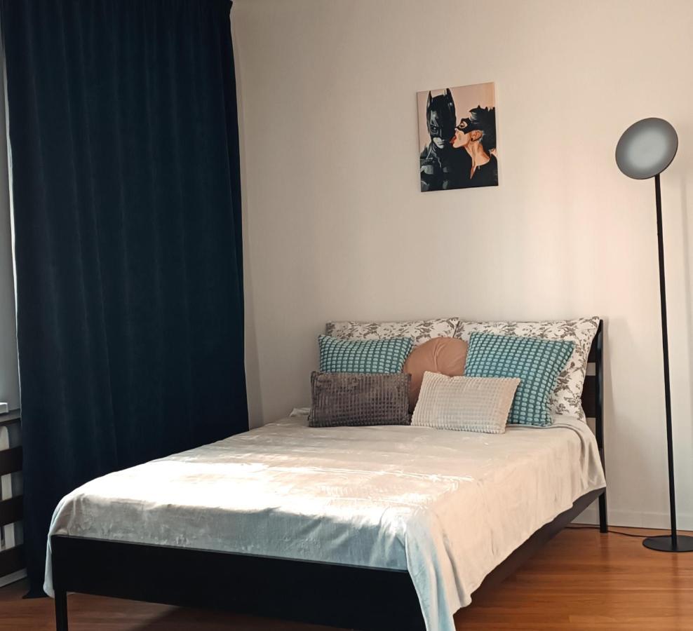 Duzy Prywatny Pokoj Blisko Starego Miasta. Pokoj 7 Warsawa Bagian luar foto